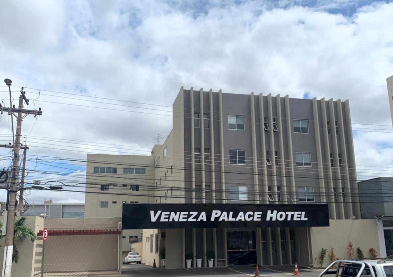 Hotel Veneza Куаба Екстериор снимка