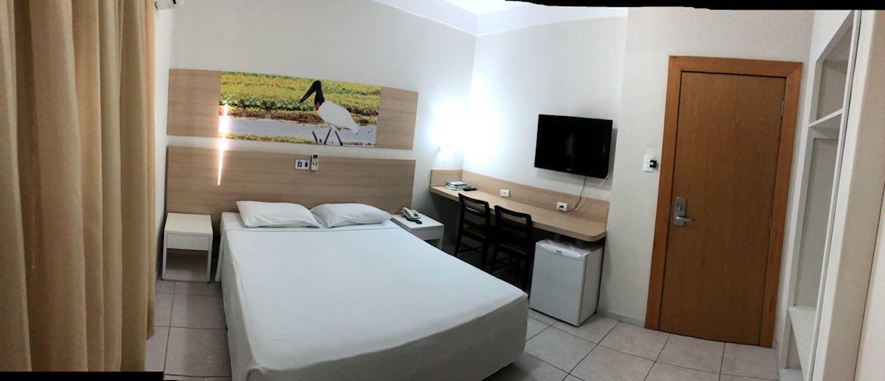 Hotel Veneza Куаба Екстериор снимка
